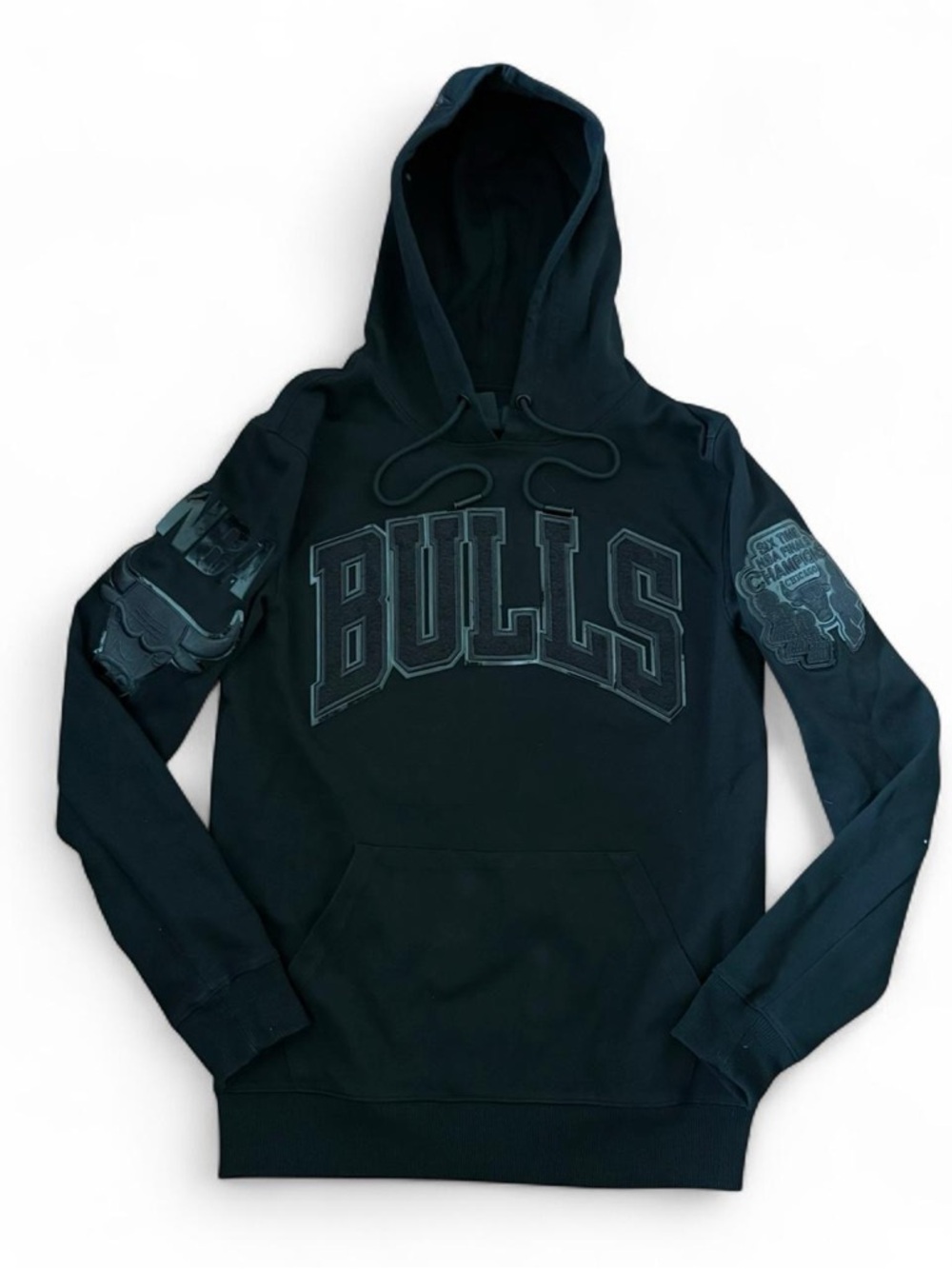 Chicago Bulls Hoodie Size Small NBA Basketball Six Time Champions Pro Standard